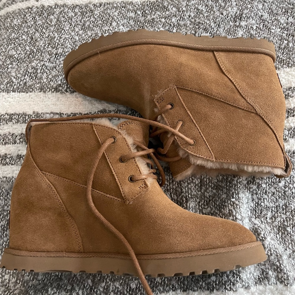 NWOT UGG Classic Femme Lace Bootie